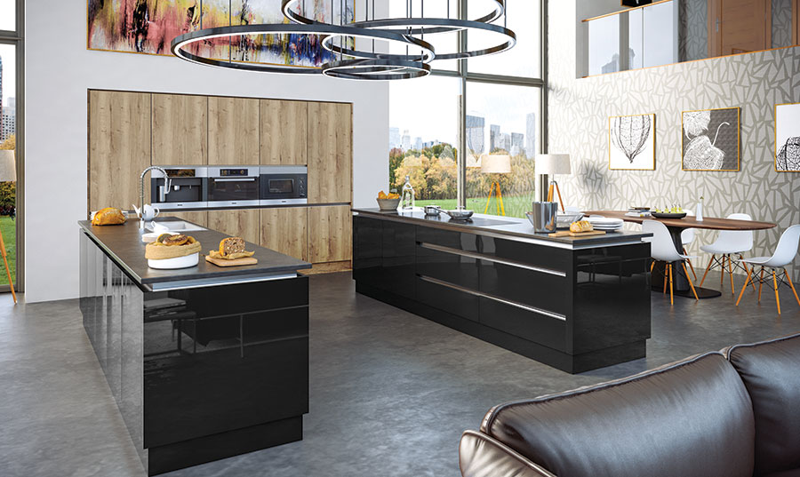 Zurfiz Halifax Natural Oak, Ultragloss Black Kitchen