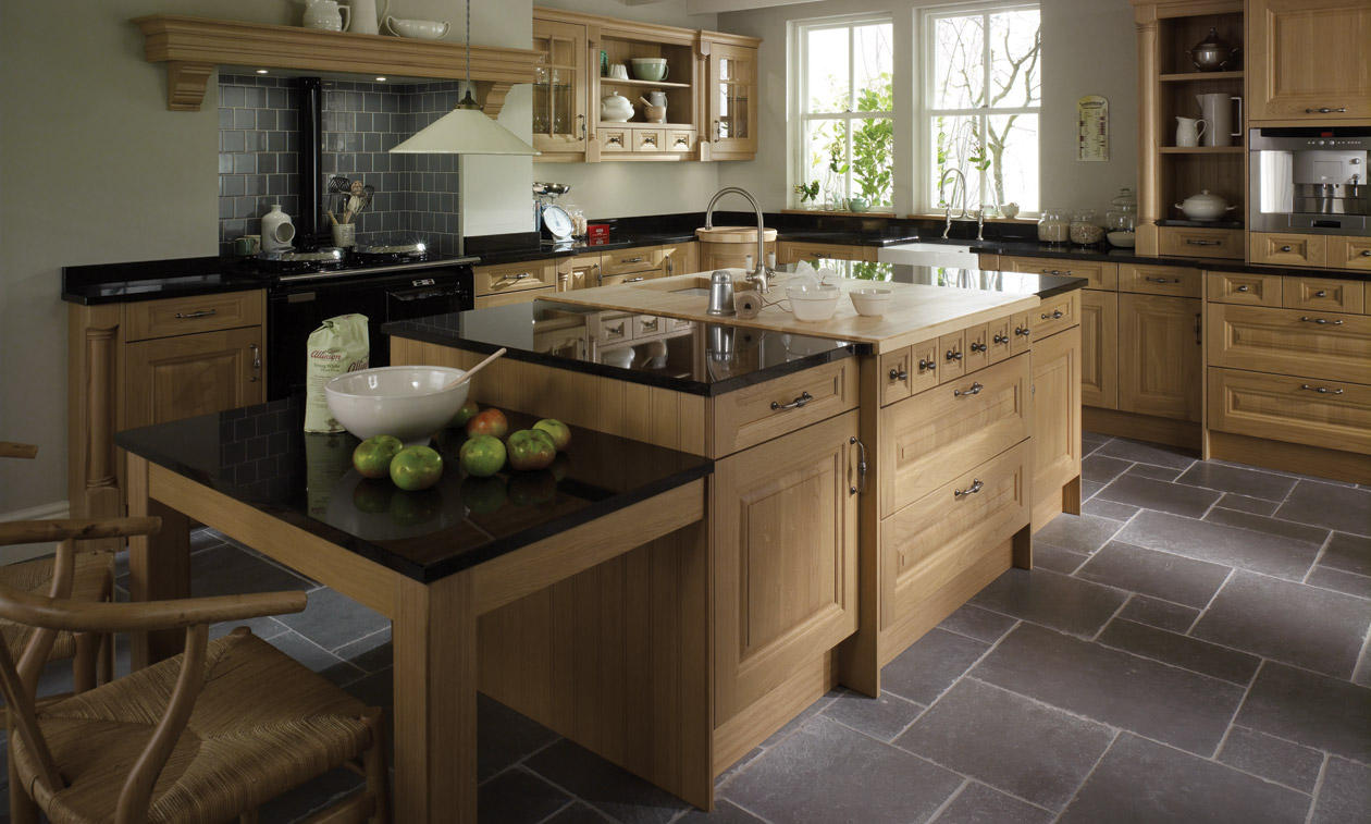 Second Nature Cornell Oak Kitchen