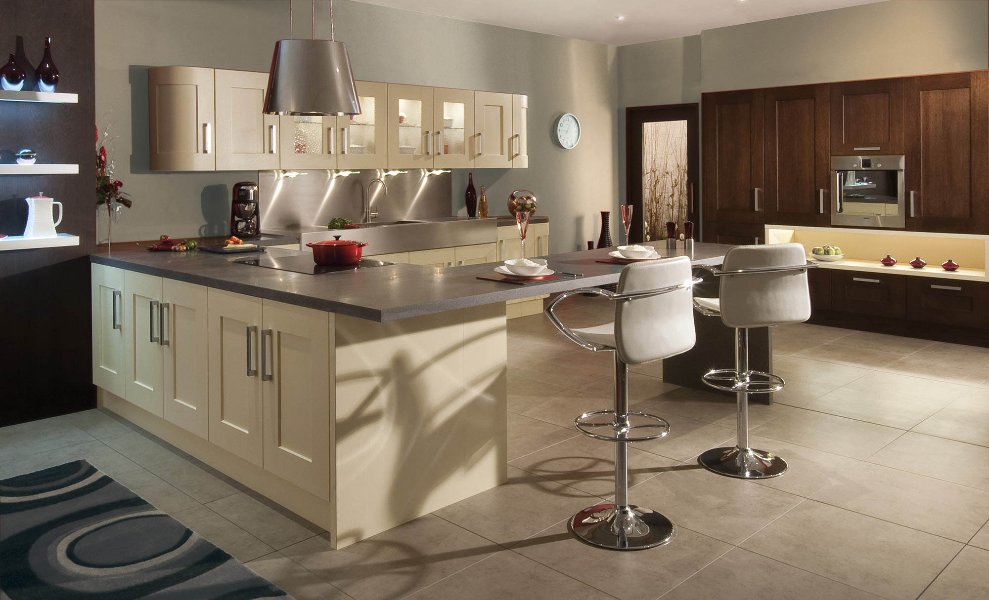 Uform Clonmel Oak Wenge & Cream Kitchen